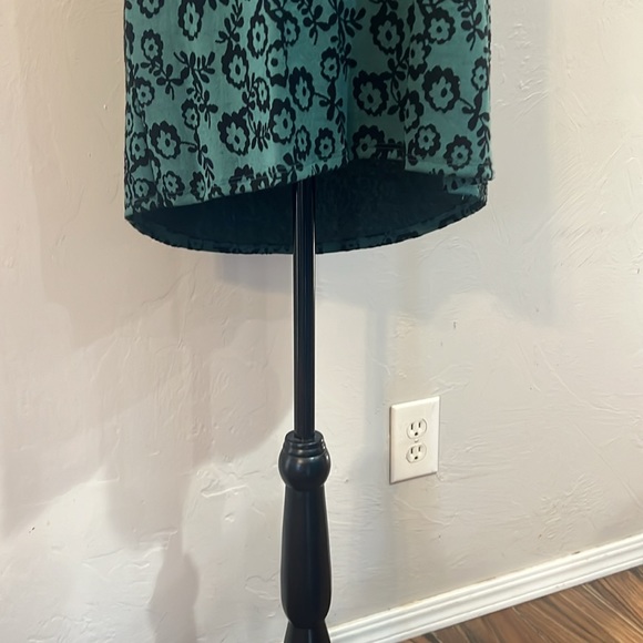 LULAROE BLOUSE ………0010 - Picture 5 of 9